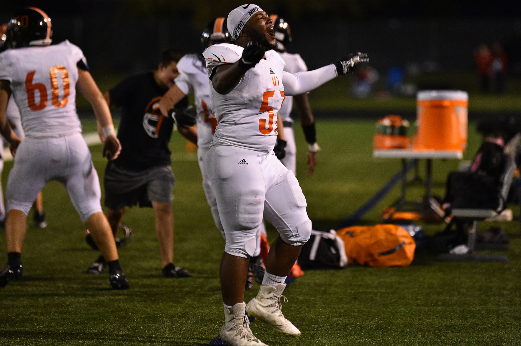 083019-qct-spt-ut-west-football-217.jpg